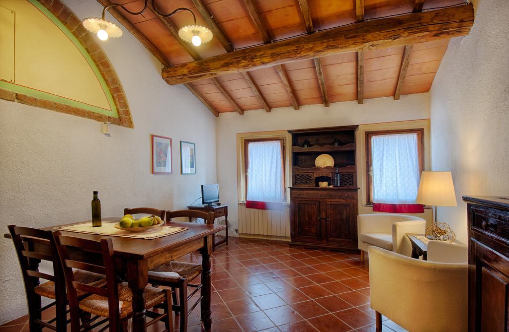 קסטלנואובו ברארדנגה Agriturismo Poggio Bonelli חדר תמונה