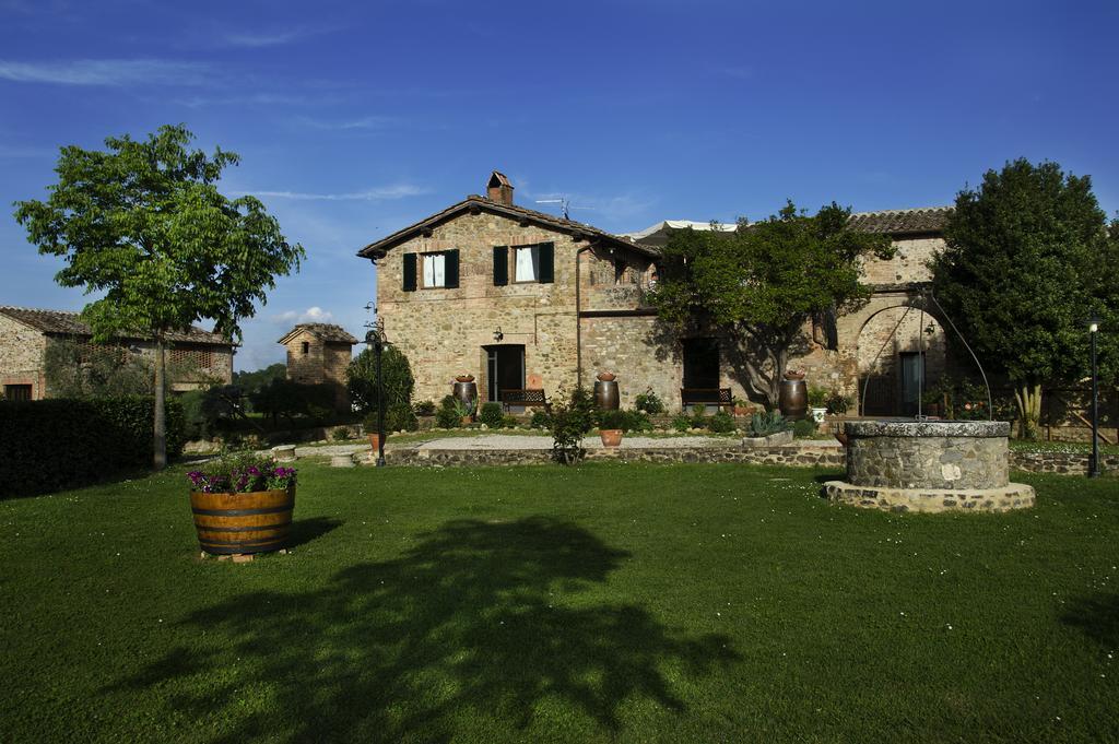 קסטלנואובו ברארדנגה Agriturismo Poggio Bonelli מראה חיצוני תמונה